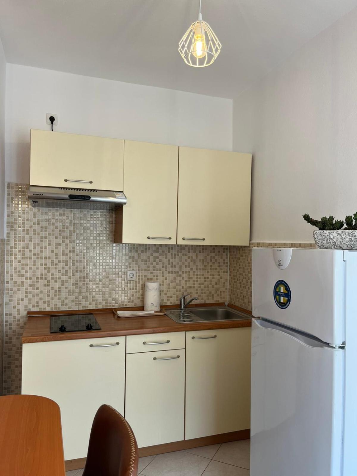 App&Rooms Anica Kampor Exteriör bild